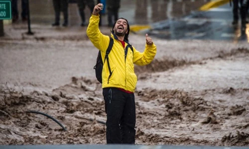 Những bức ảnh selfie kỳ lạ nhất năm 2016