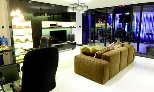 Bên trong căn hộ 5 tỷ đồng của Lương Bằng Quang