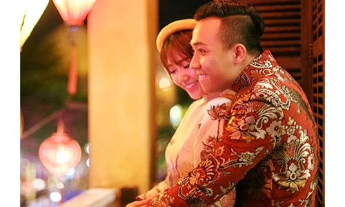 Cách Tiến Đạt, Trấn Thành ngỏ lời cầu hôn Hari Won