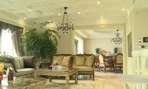 8 biệt thự hàng nghìn tỉ đồng của Triệu Vy