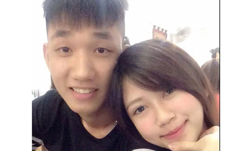 Bạn gái xinh như hot girl của đội trưởng U19 Việt Nam