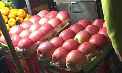 Nhận diện các loại rau củ, hoa quả Tàu nhập về Việt Nam