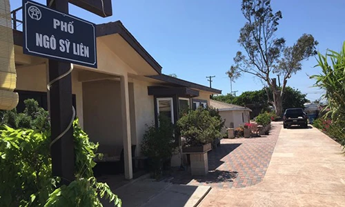 Gia tài "khủng" của ca sĩ Bằng Kiều tại Mỹ gây choáng