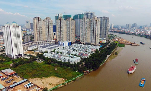 Ảnh dự án bất động sản mọc chi chít bên sông, rạch SG