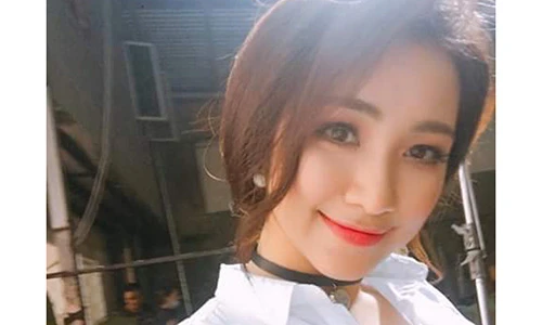 Sau chia tay, Hoà Minzy làm gì với hình xăm tên Công Phượng?