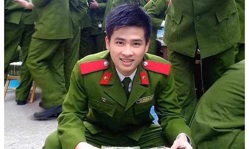 8 "soái ca" cảnh sát điển trai đa tài hút hồn phái nữ 