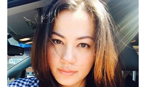 Siêu mẫu Ngọc Thúy đe dọa sớm "lột mặt nạ" chồng cũ