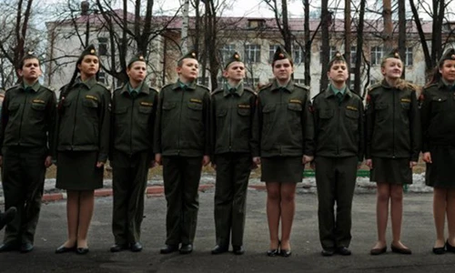 Chùm ảnh Trường huấn luyện quân sự thiếu niên ở Nga