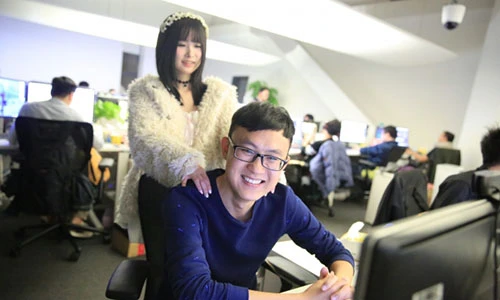 Sốt dịch vụ mỹ nữ massage “lành mạnh”