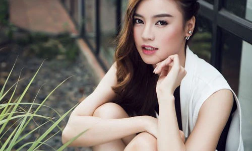 Hút mắt phong cách thời trang của siêu mẫu Lan Ngọc