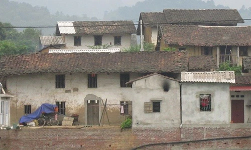 Chiêm ngưỡng “kỳ quan” dinh thự cổ của người Tày