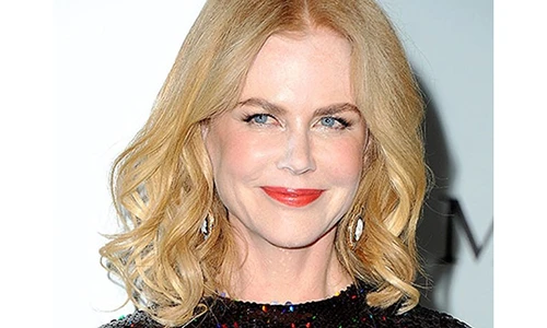 15 mỹ nhân đình đám lọt top thảm họa trang điểm năm 2015