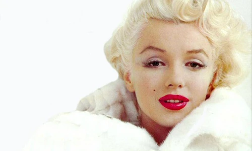 Vẻ đẹp khó quên của biểu tượng gợi cảm Marilyn Monroe
