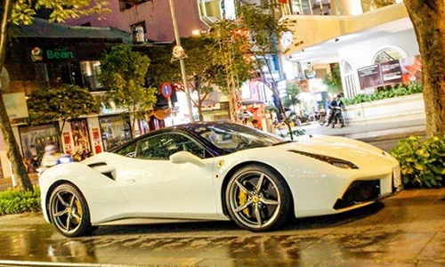 Lóa mắt 5 siêu xe mới trong bộ sưu tập của Cường Đô La