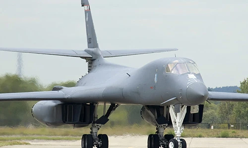 Sức mạnh máy bay ném bom chiến lược tầm xa B-1B Lancer
