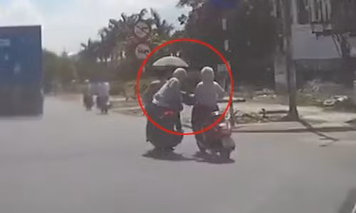 Video: Những vụ cướp túi xách trắng trợn trên đường phố