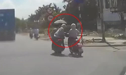 Video: Những vụ cướp túi xách trắng trợn trên đường phố