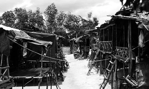 Chuyện khó tin của những đứa trẻ ở xóm Việt Kiều