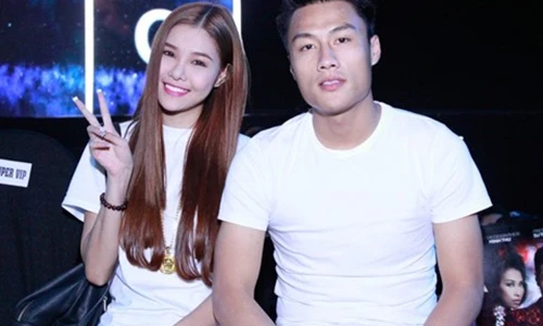 Chuyện tình bất chấp thị phi của Kỳ Hân - Mạc Hồng Quân 