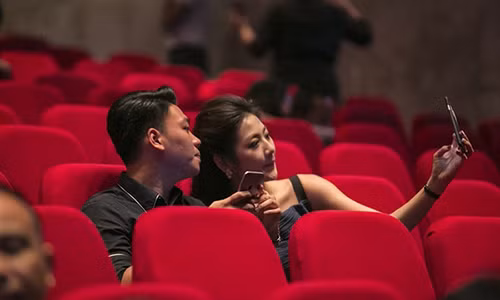 Hé lộ danh tính bạn trai thiếu gia của Á hậu Tú Anh