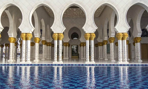 Những điều khiến Abu Dhabi hút du khách hơn Dubai