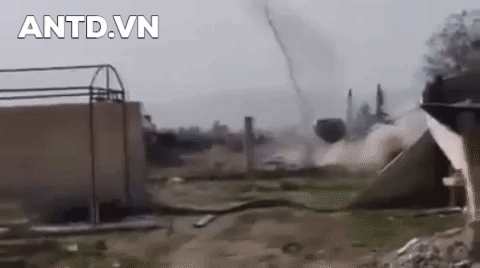 Nhưng để nạp lại lượng nổ cho lần phóng kế tiếp UR-77 lại cần tới 30 - 40 phút.