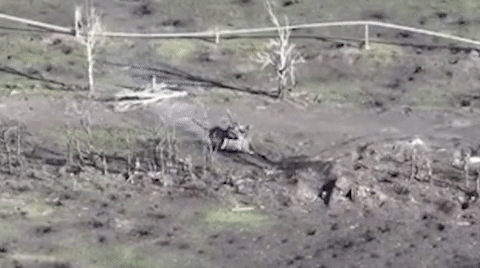 Theo đó xe tăng T-72B3 Nga trúng tên lửa chống tăng dẫn đường Stugna nhưng vẫn sống sót và di chuyển khỏi trận địa.