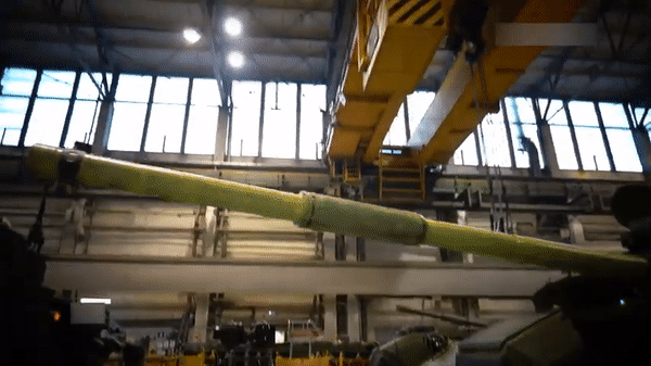 Chính vì vậy, vai trò tiền tuyết được đặt lên vai những chiếc xe tăng T-90M.