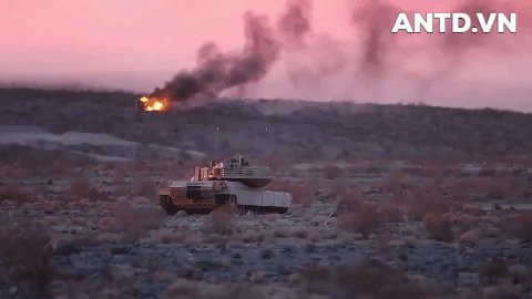 Một lần nữa sức mạnh của dòng xe tăng chủ lực M1 Abrams của Mỹ lại được đem ra mổ xẻ. Lần này là nhận định của chuyên gia quân sự Nga, ông Sergey Suvorov.