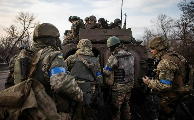 Quân đội Ukraine vẫn còn những đơn vị dự bị cơ động chất lượng, có thể làm nên bất ngờ. Ảnh Ukrinform 1-4548.jpg