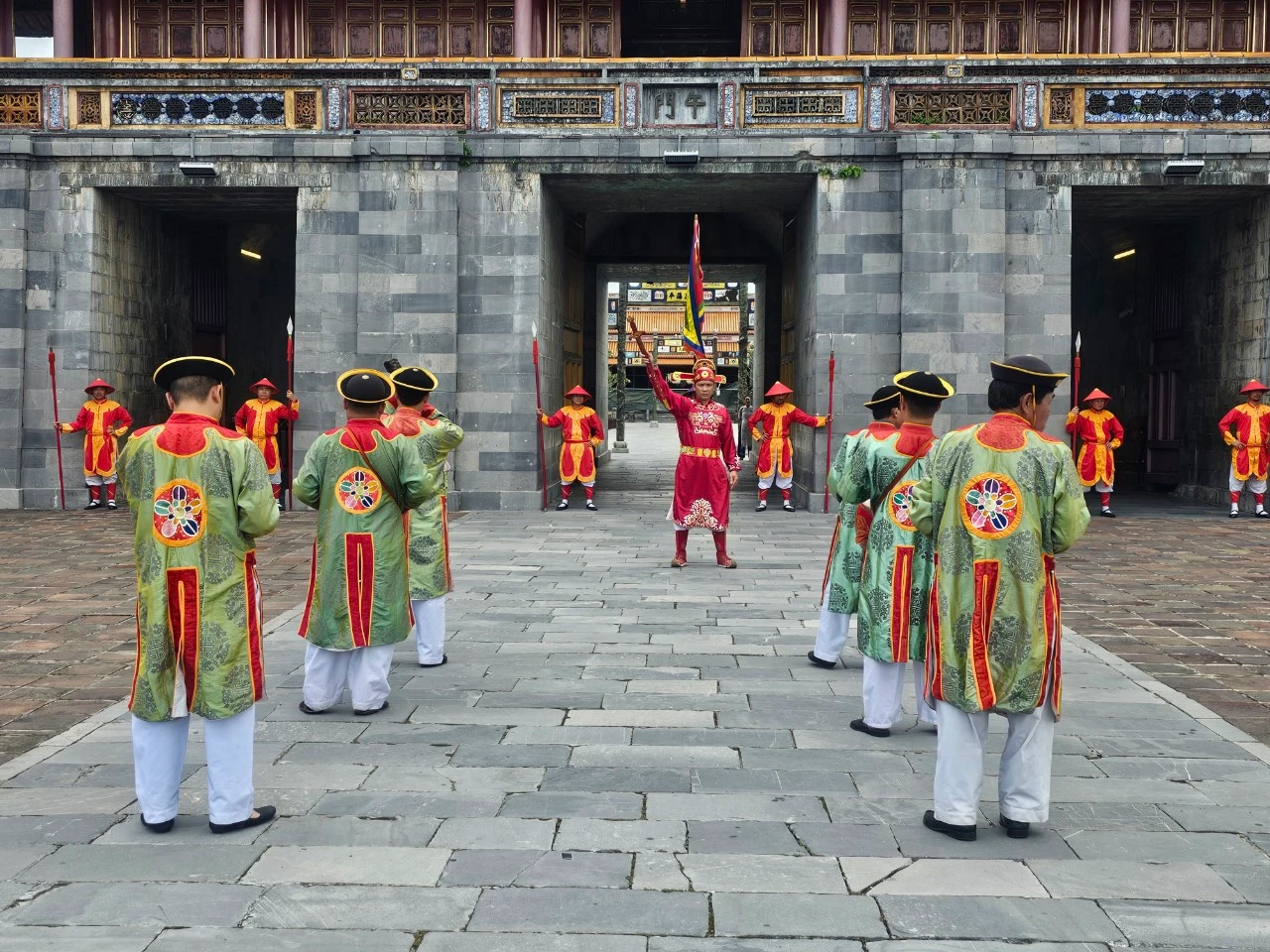 Phục dựng lễ đổi gác của lính canh thời Nguyễn tại Hoàng thành Huế