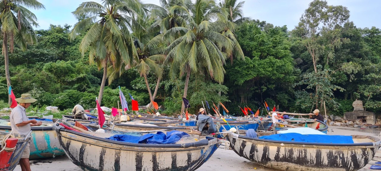 Ghềnh đá Nam Ô - điểm check in cực chill ở Đà Nẵng 