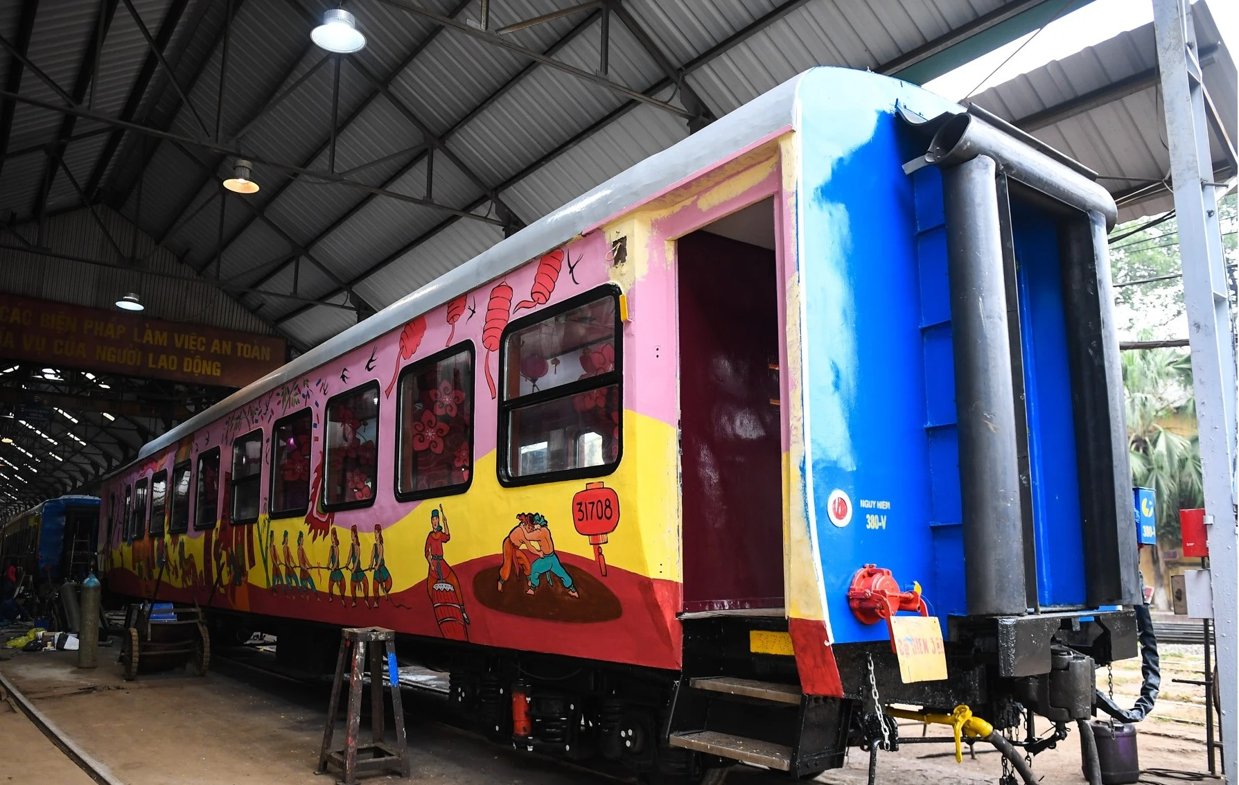 Có gì đặc biệt trong "Chuyến tàu xuân" xông đất năm mới Ất Tỵ?