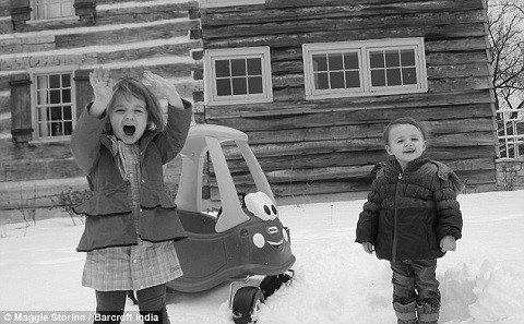 Sophia và Sadie trong một cảnh của "Nebraska" .