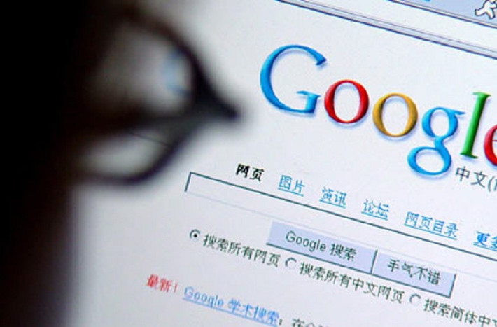 Số lượng người dùng Internet tại Trung Hoa đại lục đã lên tới con số 618 triệu người, 500 triệu người trong số này đã truy cập bằng smartphone của mình. Hiện Trung Quốc đang nắm giữ vị trí dẫn đầu về số lượng người dùng internet trên thế giới trong khi quốc gia này đang áp dụng hết sức chặt chẽ nhiều biện pháp nhằm khống chế vấn đề nhạy cảm này.