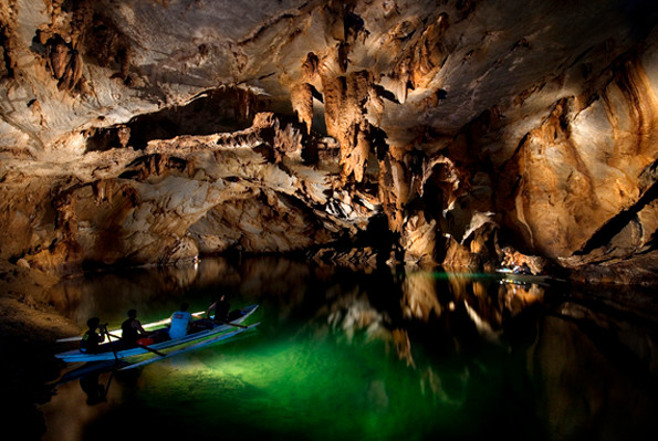 4. Hệ thống sông ngầm của Vườn quốc gia Puerto Princesa thuộc tỉnh Palawan, Philippines.