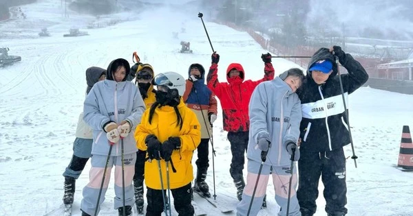 Người Việt đổ đi trượt tuyết, 'săn mây' dịp Tết Dương lịch
