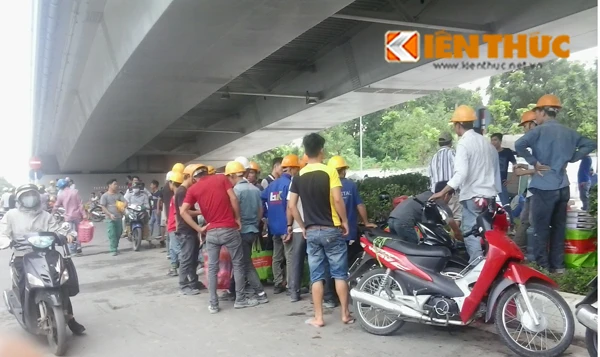 Hình ảnh “bôi xấu” tòa nhà cao thứ 2 Việt Nam