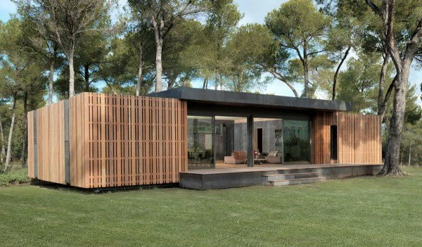 Tận mục nhà tháo lắp chỉ trong 4 ngày bằng tua vít