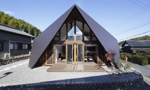 Thiết kế mái "kịch độc" của ngôi nhà Nhật Bản