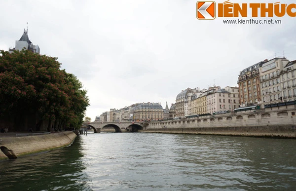 Loạt kiến trúc cổ để đời của Paris hoa lệ 