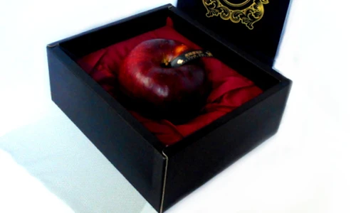 Táo phép thuật tình yêu hơn 2 triệu đồng/quả có gì gây sốt?