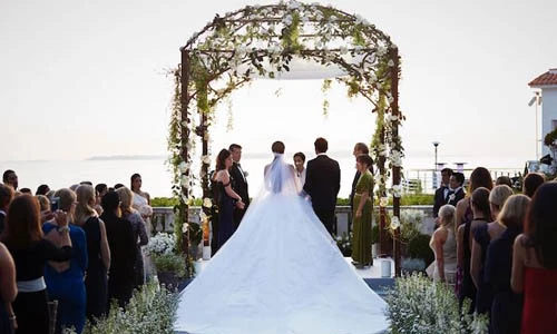 Tiết lộ gây choáng trong đám cưới xa xỉ của giới siêu giàu