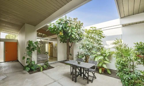 Ngôi nhà xinh xắn, gần gũi thiên nhiên ai nhìn cũng mê