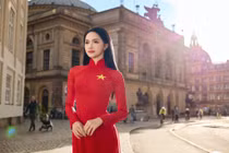 Hương Giang khoe sắc với áo dài đỏ, fan rần rần trước thềm Miss Universe