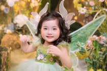 Con gái út Khánh Thi – Phan Hiển hóa thiên thần nhí “đốn tim” khán giả