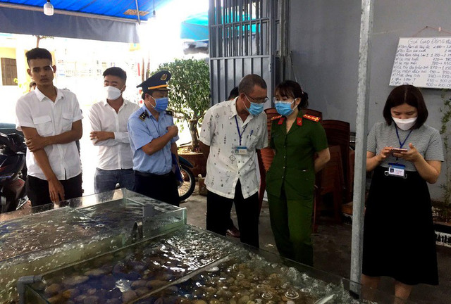 Thông tin mới nhất vụ 22 người ăn hải sản có hoá đơn 42 triệu đồng ở Nha Trang - Hình 2 Thong tin moi nhat vu 22 nguoi an hai san co hoa don 42 trieu dong o Nha Trang-Hinh-2
