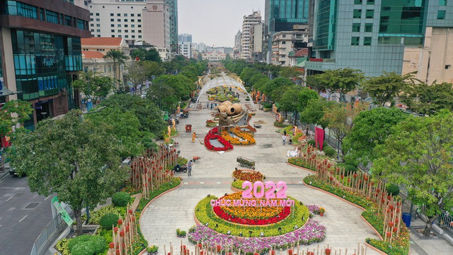 Cận cảnh Đường hoa Nguyễn Huệ 2022 trước ngày khai mạc - Hình 13 Can canh Duong hoa Nguyen Hue 2022 truoc ngay khai mac-Hinh-13