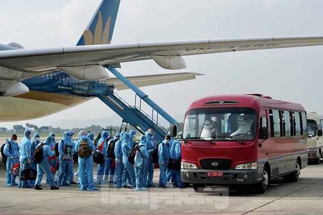 Vụ nhận hối lộ ở Bộ Ngoại giao: Công an đề nghị Bộ GTVT cung cấp tài liệu Vu nhan hoi lo o Bo Ngoai giao: Cong an de nghi Bo GTVT cung cap tai lieu