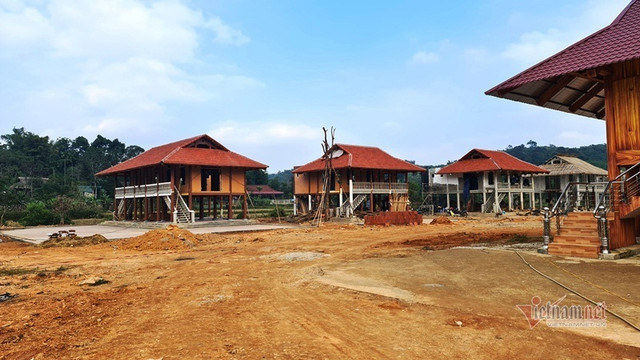 Cận cảnh những ngôi nhà xây trái phép trái phép trên đất trồng lúa ở Thanh Hóa - Hình 6 Can canh nhung ngoi nha xay trai phep trai phep tren dat trong lua o Thanh Hoa-Hinh-6
